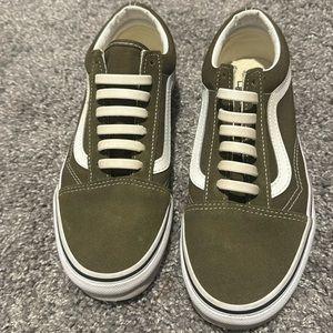 Vans Old Skool - Like new!